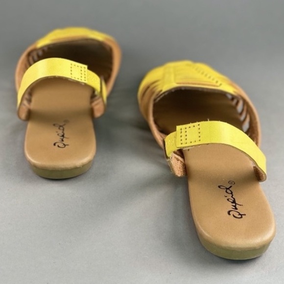 Yellow woven slingback sandals - Picture 2 of 2